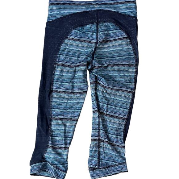 LuLululemon Capri stop at nothing multicolor striped legging Size 4 womens - Picture 5 of 8